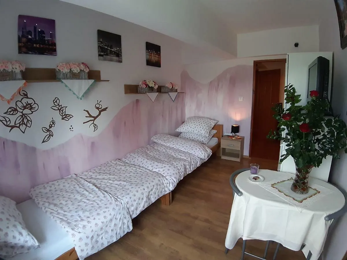 Pokoje Kwiatowe Chwaszczyno Apartment Homestay
