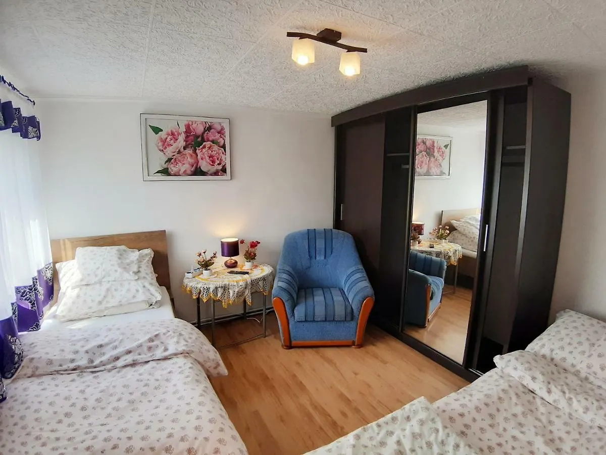 Pokoje Kwiatowe Chwaszczyno Apartment 0*,  Poland