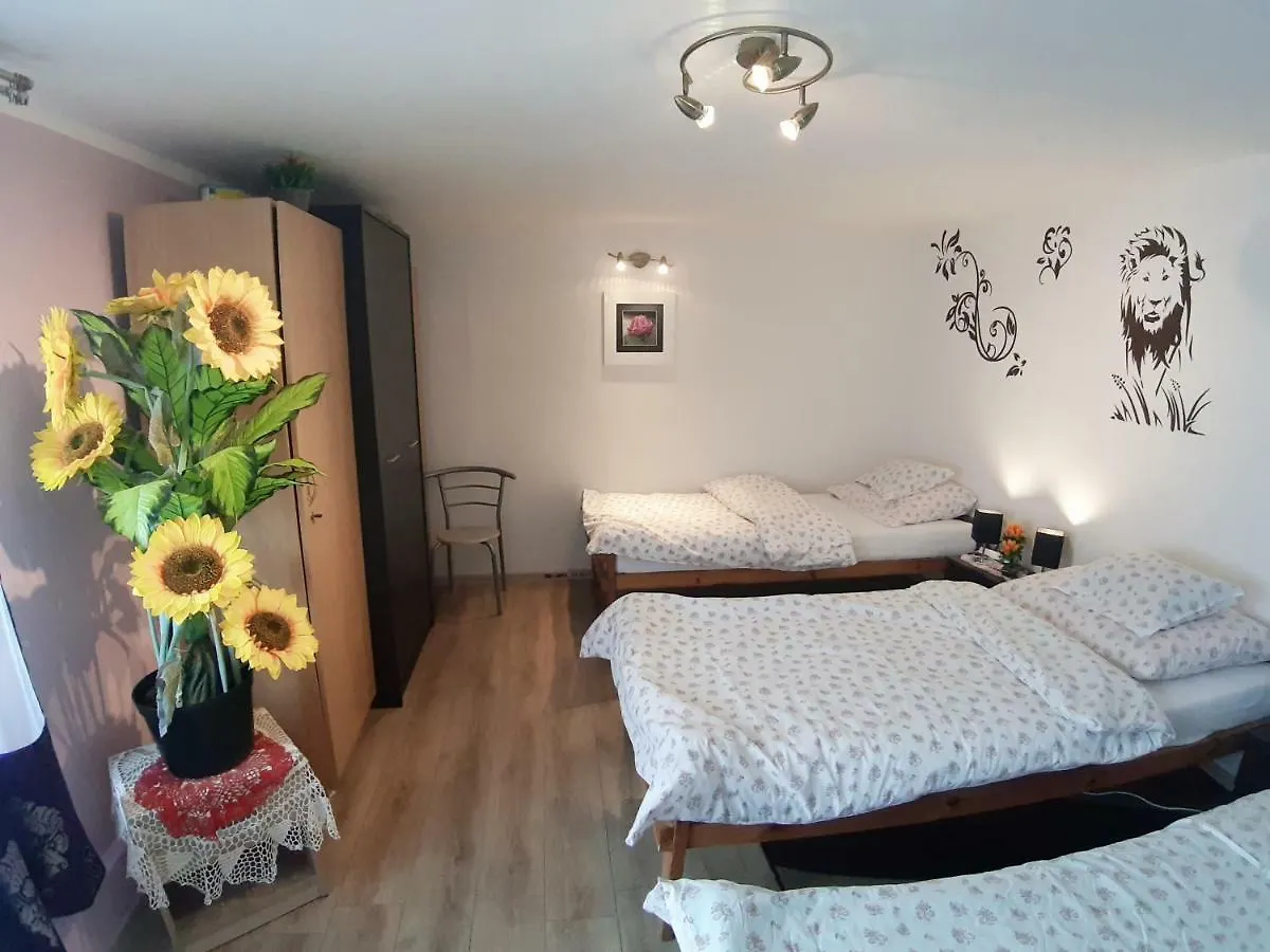 Homestay Pokoje Kwiatowe Chwaszczyno Apartment Poland